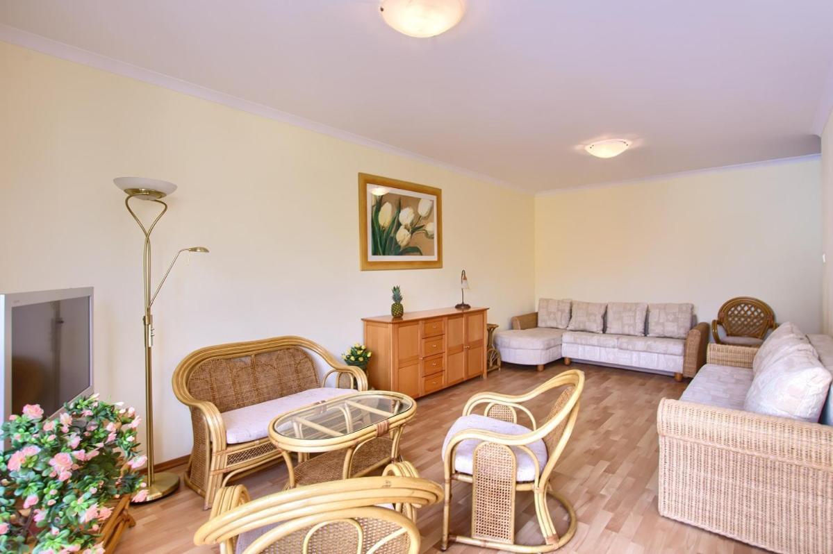 Apartamenty Promenada Колобжег Экстерьер фото